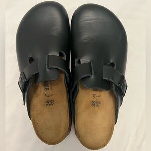 Birkenstock sandals size M5 and L7